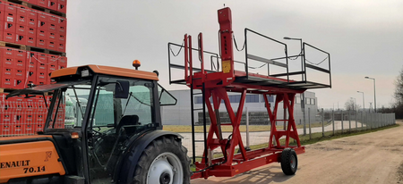 Platforma sadownicza jednoosiowa 4m ponoszona hydraulicznie 2,6m